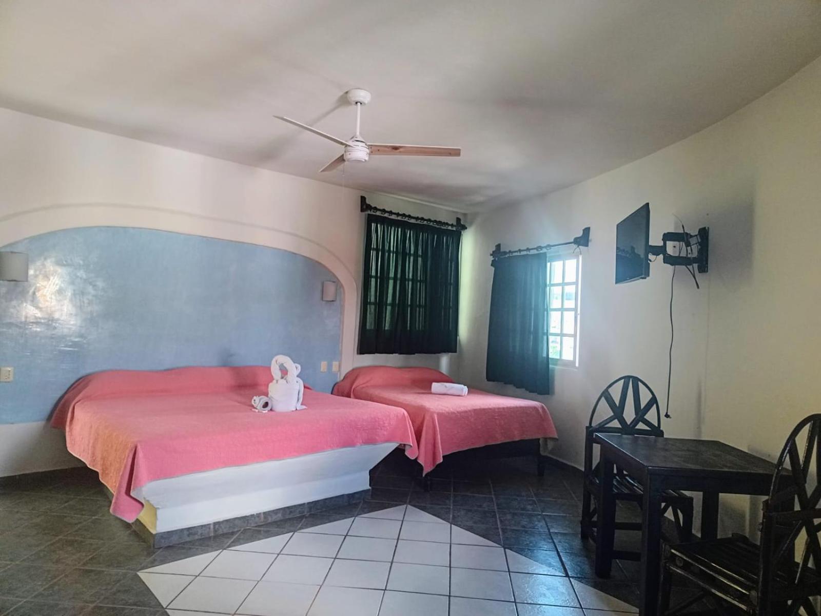 Hotel Atlantida Playa del Carmen Eksteriør bilde